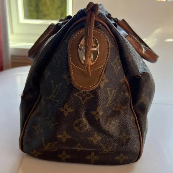 Louis Vuitton Vintage Speedy 30 - Picture 9 of 16
